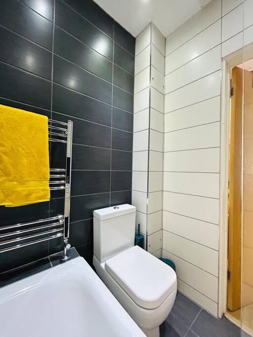 Modern Studio Near Bethnal Green London Exterior photo