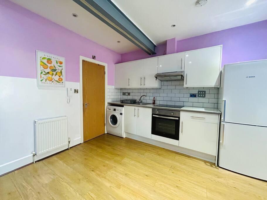 Modern Studio Near Bethnal Green London Exterior photo